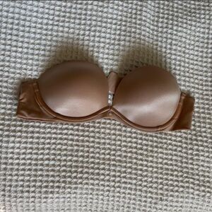 Victoria Secret Strapless Bra